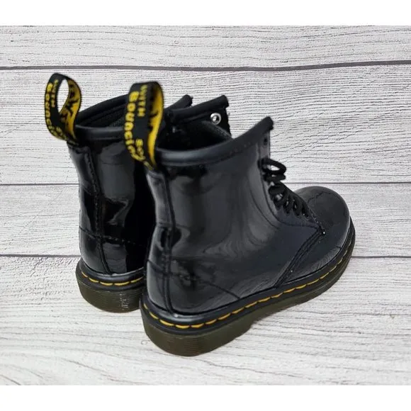 Dr. Martens Kids 1460 patent leather boots Size‎ 7
