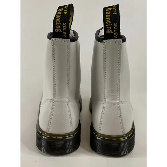 Dr Martens Lace up 8 Eyes Boots | White Real Smooth Leather | Women's Size 9 NEW