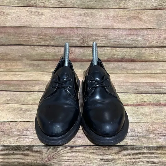 Dr. Martens Nlack Patent Leather Brook Low Boots
