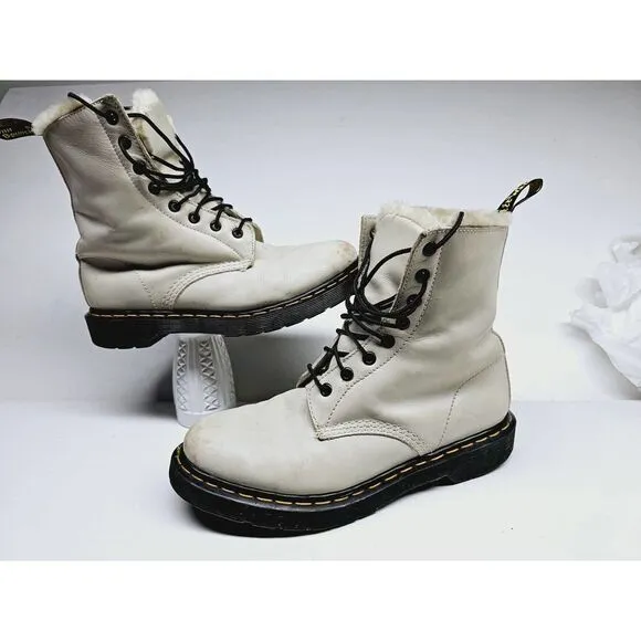Dr. Martens Winter Women 9