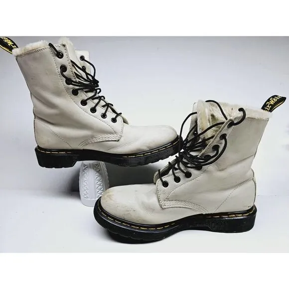 Dr. Martens Winter Women 9