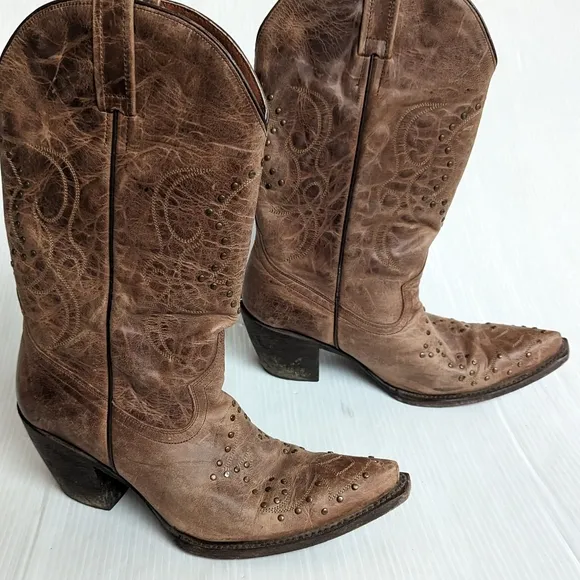 EIGHT SECOND ANGEL women's western studded embroidered cowboy boots