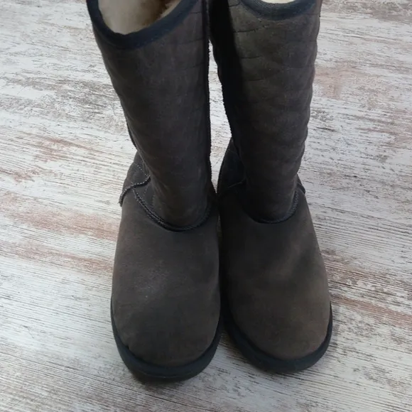 Emu Wool Tall Gray Cozy Patterned Winter Boots