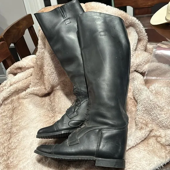 Equestrian Riding boots. Authentic leather, size 8.5