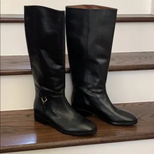 Etiene Aigner Derby black boots