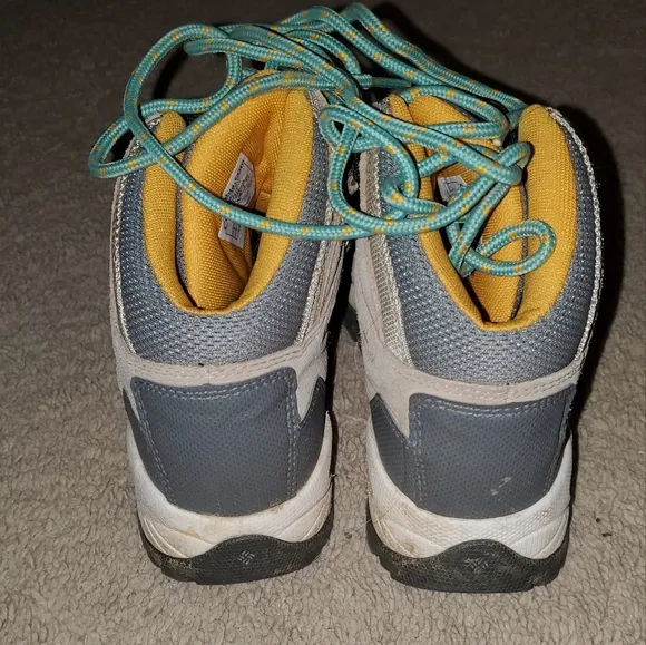 EUC COLUMBIA NEWTON RIDGE PLUS WATERPROOF AMPED HIKING BOOTS SIZE 7
