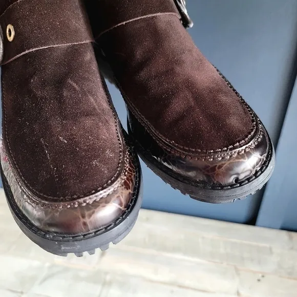 EUC Stuart Weitzman Brown Suede Snow Boots Size‎ 10