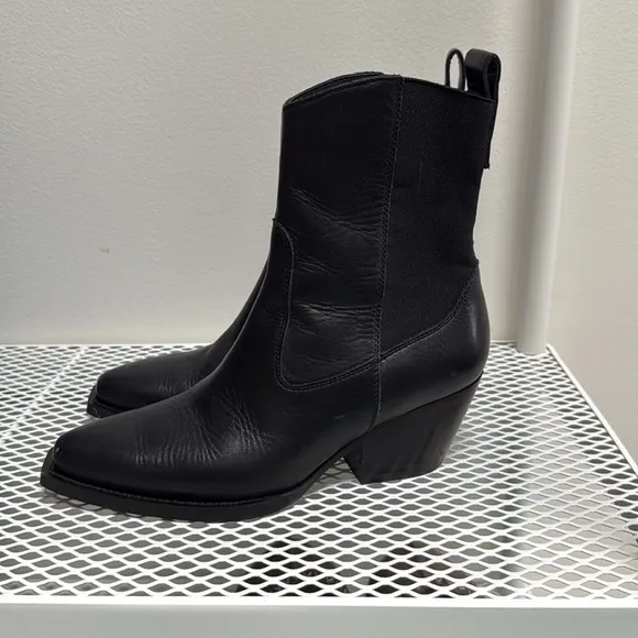 Everlane leather boots