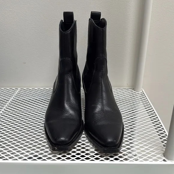 Everlane leather boots