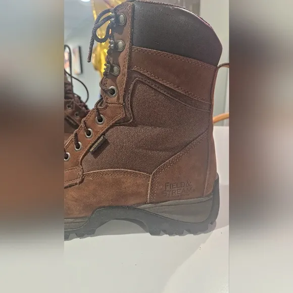 FIELD &amp; STREAM Woodsman 800g Insulated Waterproof Hunting Boots in brown.Size 10