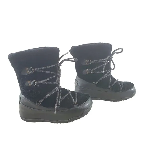 FitFlop 6 Superblizz Shearling Winter Snow Boots Mukluk Fur Tie Lace Up