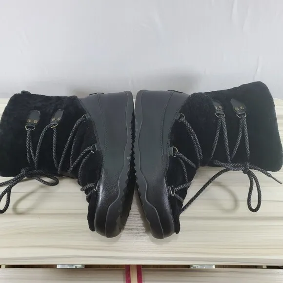 FitFlop 6 Superblizz Shearling Winter Snow Boots Mukluk Fur Tie Lace Up