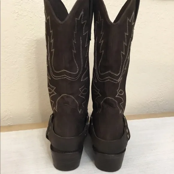 FiveSeventyFive leather Knee Brown Western Boots
