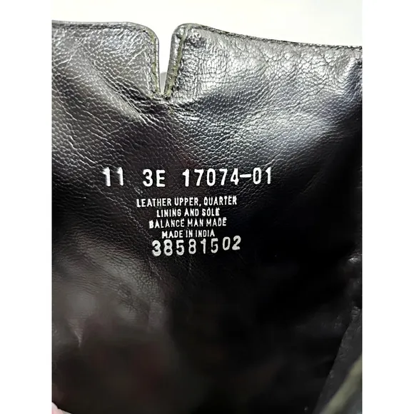 Florsheim ~Men's Size 11 EEE~ Black Leather Side Zip Beatle Boots~~17074-01~
