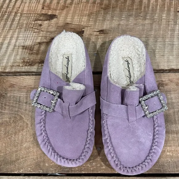 Free People After Riding Mules Lavender Purple NWOT (small flaw) Women’s Size 8