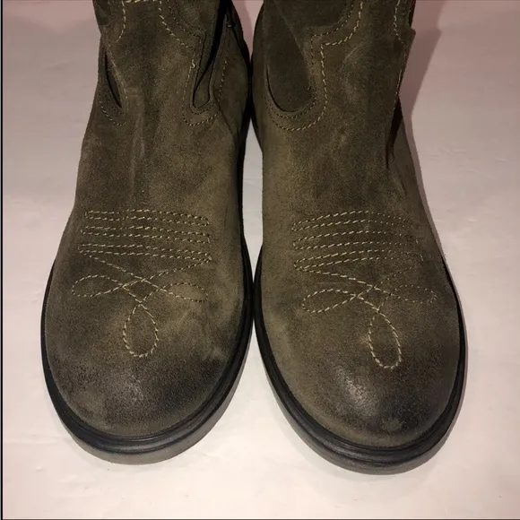Free People Arya Olive Green Suede Knee High Riding Campus Boots Shoes sz 8/38