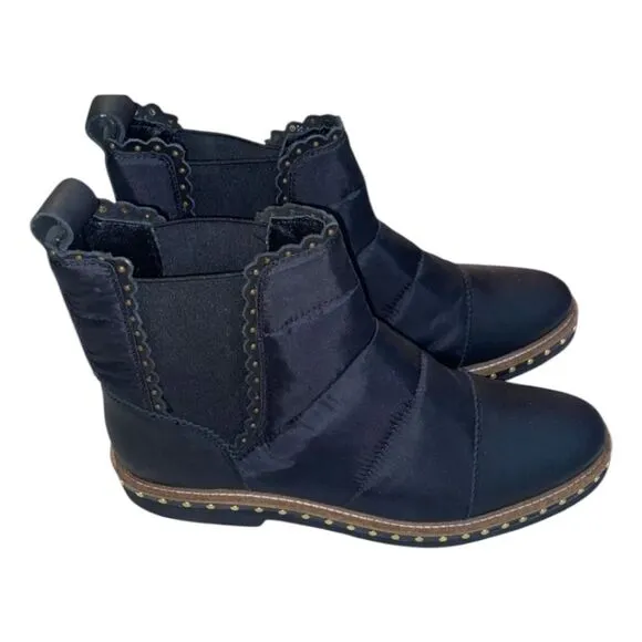FREE PEOPLE ATLAS PUFFER CHELSEA WINTER ANKLE BOOTS NEW IN BOX SIZE 9