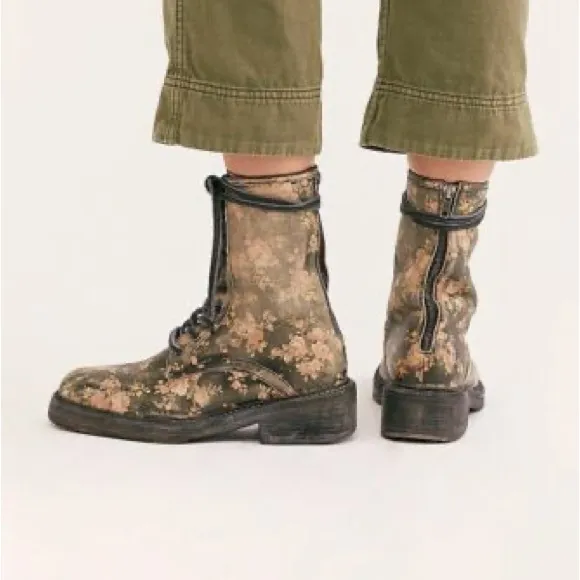 FREE PEOPLE SANTA FE LEATHER LACE-UP COMBAT BOOTS