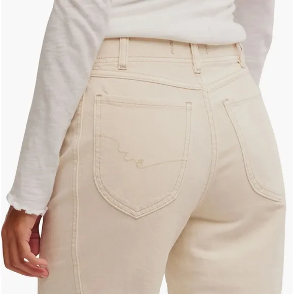 Free People We The Free Aster Ivory Denim Wide Straight Leg Jeans 32 NWT $98