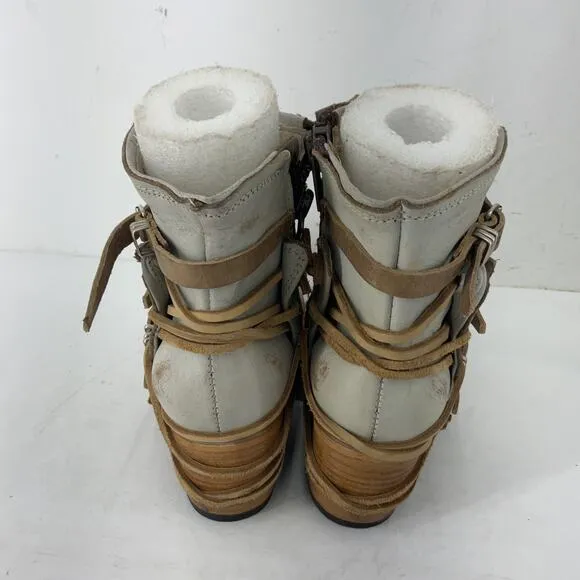 Freebird Baby Crue White/Tan Strappy Leather Ankle Boots Women's Size 9 Preowned