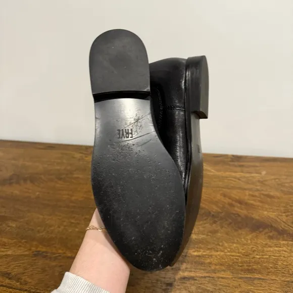 Frye Anna Chelsea Boot Black Leather Ankle Boots
