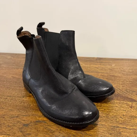 Frye Anna Chelsea Boot Black Leather Ankle Boots