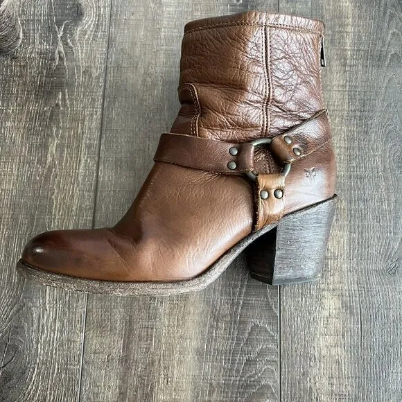 Frye Boots Tabitha Womens Sz 10 Cognac Brown Leather Harness Western Equestrian