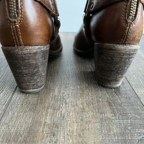Frye Boots Tabitha Womens Sz 10 Cognac Brown Leather Harness Western Equestrian