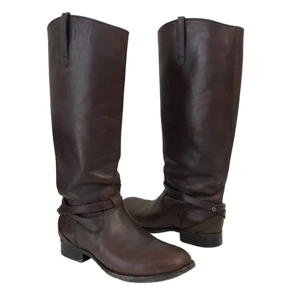 Frye Lindsay Plate brown leather knee high boots. Metal tag at heel. Size 8‎