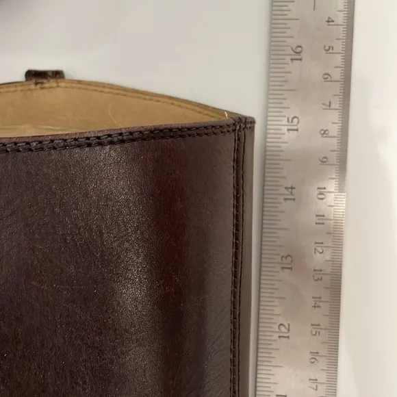 Frye Lindsay Plate brown leather knee high boots. Metal tag at heel. Size 8‎