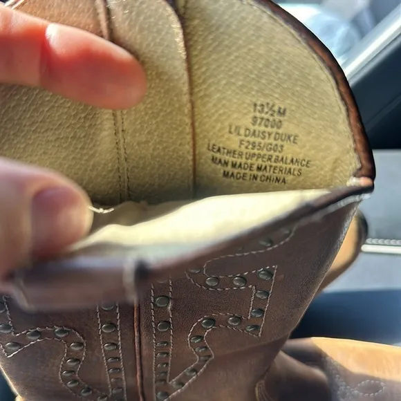 FRYE Logo Studded Leather Cowgirl Western Boot 13.5 Lil’ Daisy Duke girls
