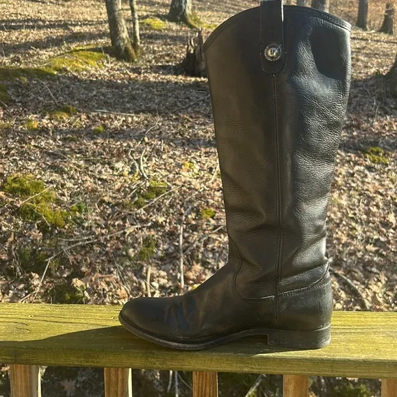 Frye Melissa Button Equestrian-Inspired Tall Boots size 8 B