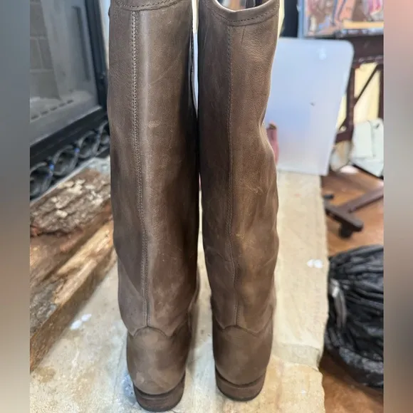 Frye Melissa Button leather Lug Boot Smoke /grey/brown size 9