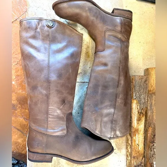 Frye Melissa Button leather Lug Boot Smoke /grey/brown size 9