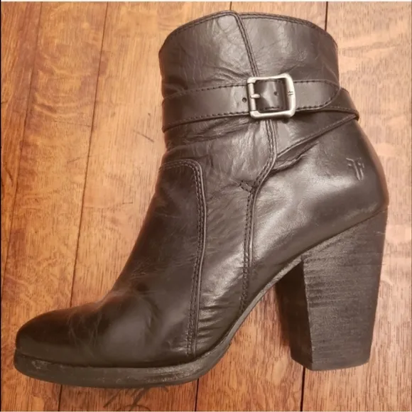 Frye Patty Riding Bootie Black Size 8.5
