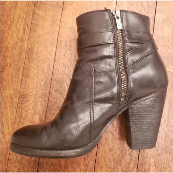 Frye Patty Riding Bootie Black Size 8.5