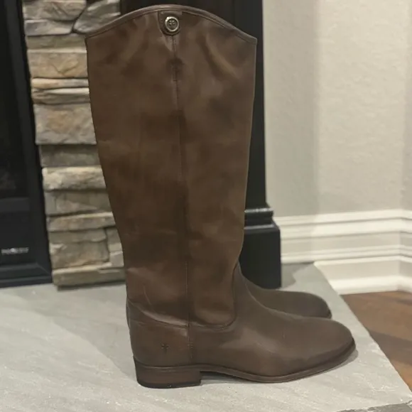 Frye Women’s Size 10 Melissa 2 Button Knee High Riding Boot Vintage Grey Brown