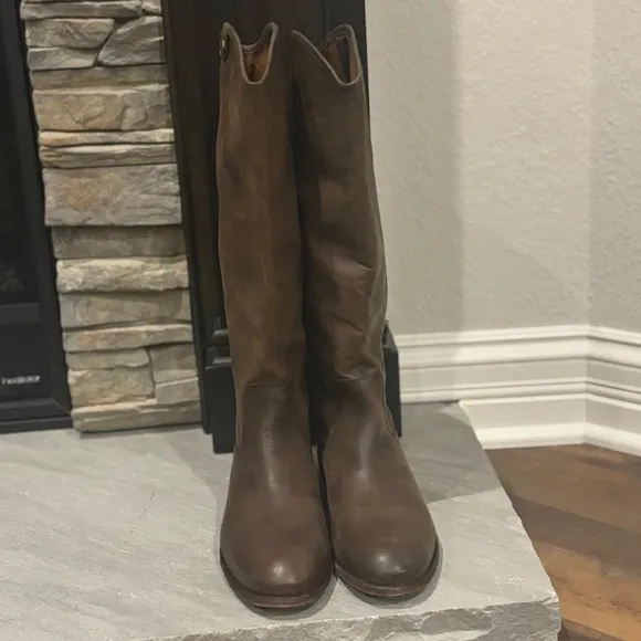Frye Women’s Size 10 Melissa 2 Button Knee High Riding Boot Vintage Grey Brown