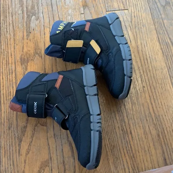 Geox Amphibiox snow boots