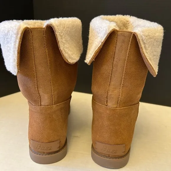 G.H. Bass Aria fold down ankle tan boots suede/leather &amp; sherpa trim Sz-10M. L