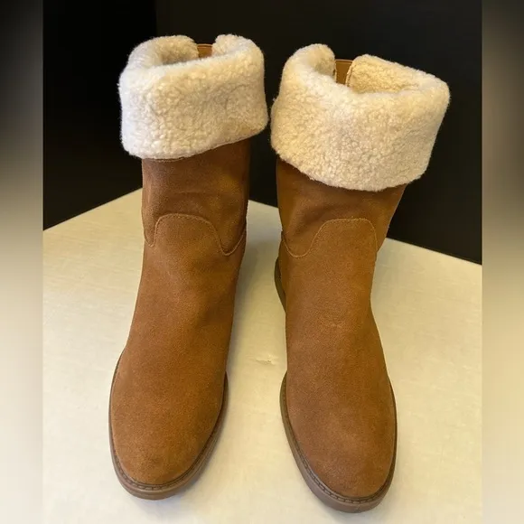 G.H. Bass Aria fold down ankle tan boots suede/leather &amp; sherpa trim Sz-10M. L