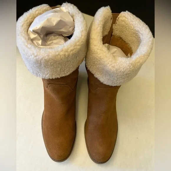 G.H. Bass Aria fold down ankle tan boots suede/leather &amp; sherpa trim Sz-10M. L