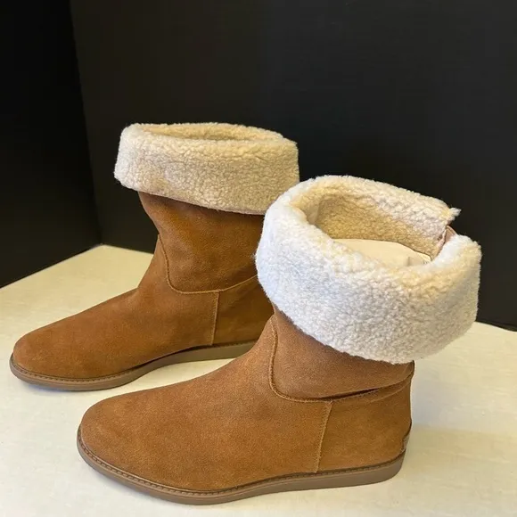 G.H. Bass Aria fold down ankle tan boots suede/leather &amp; sherpa trim Sz-10M. L