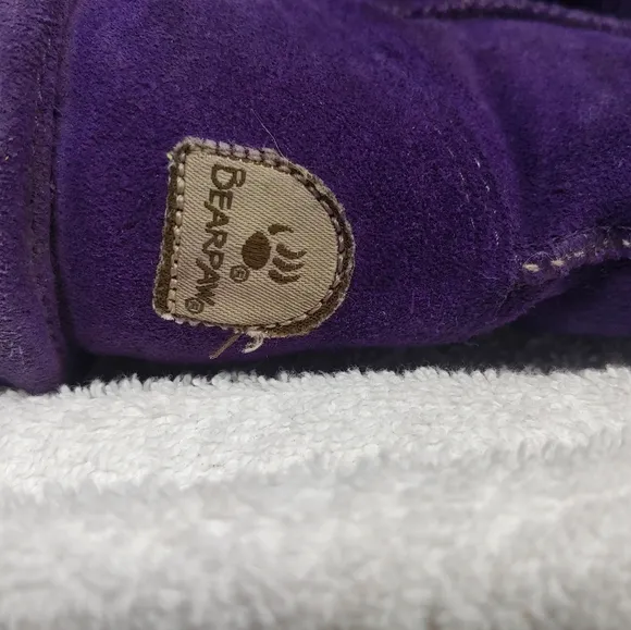 Girls BearPaw ugg like winter boot