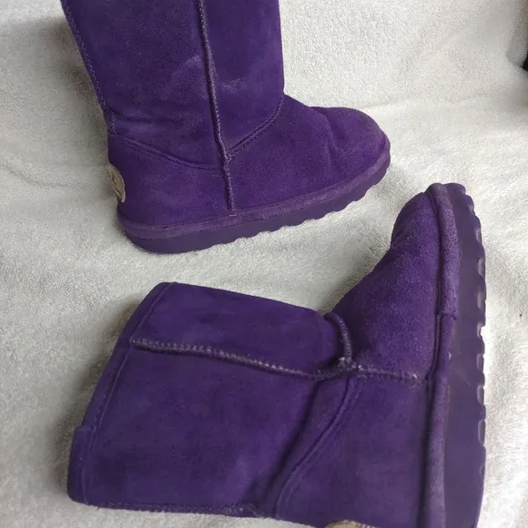 Girls BearPaw ugg like winter boot