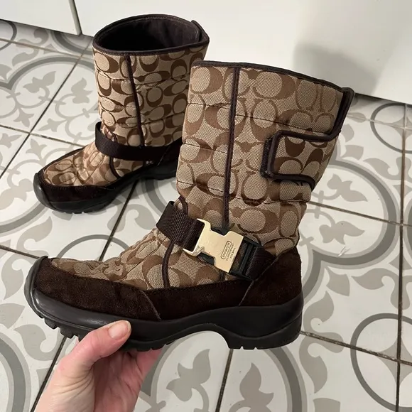 Girls Coach boots