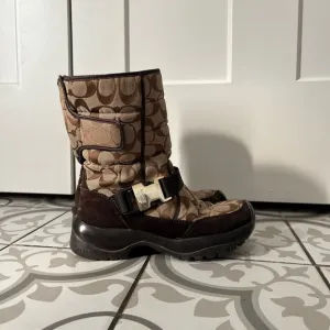 Girls Coach boots