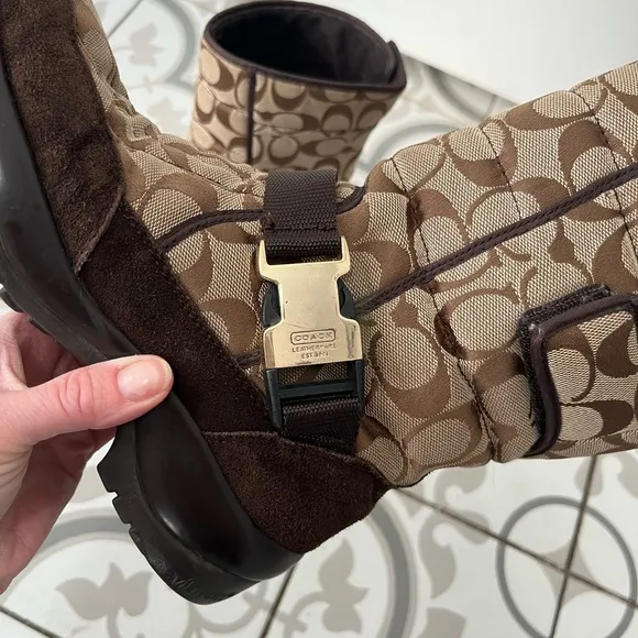 Girls Coach boots