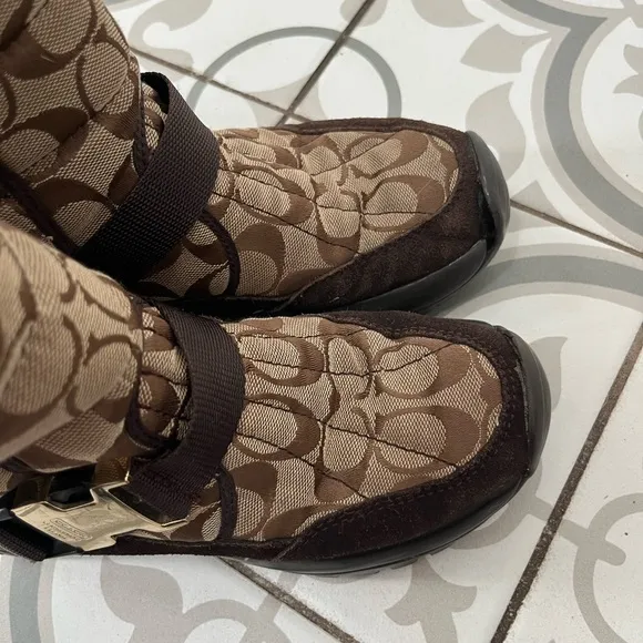 Girls Coach boots