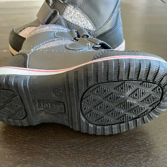 Girls Mia Snow Boots